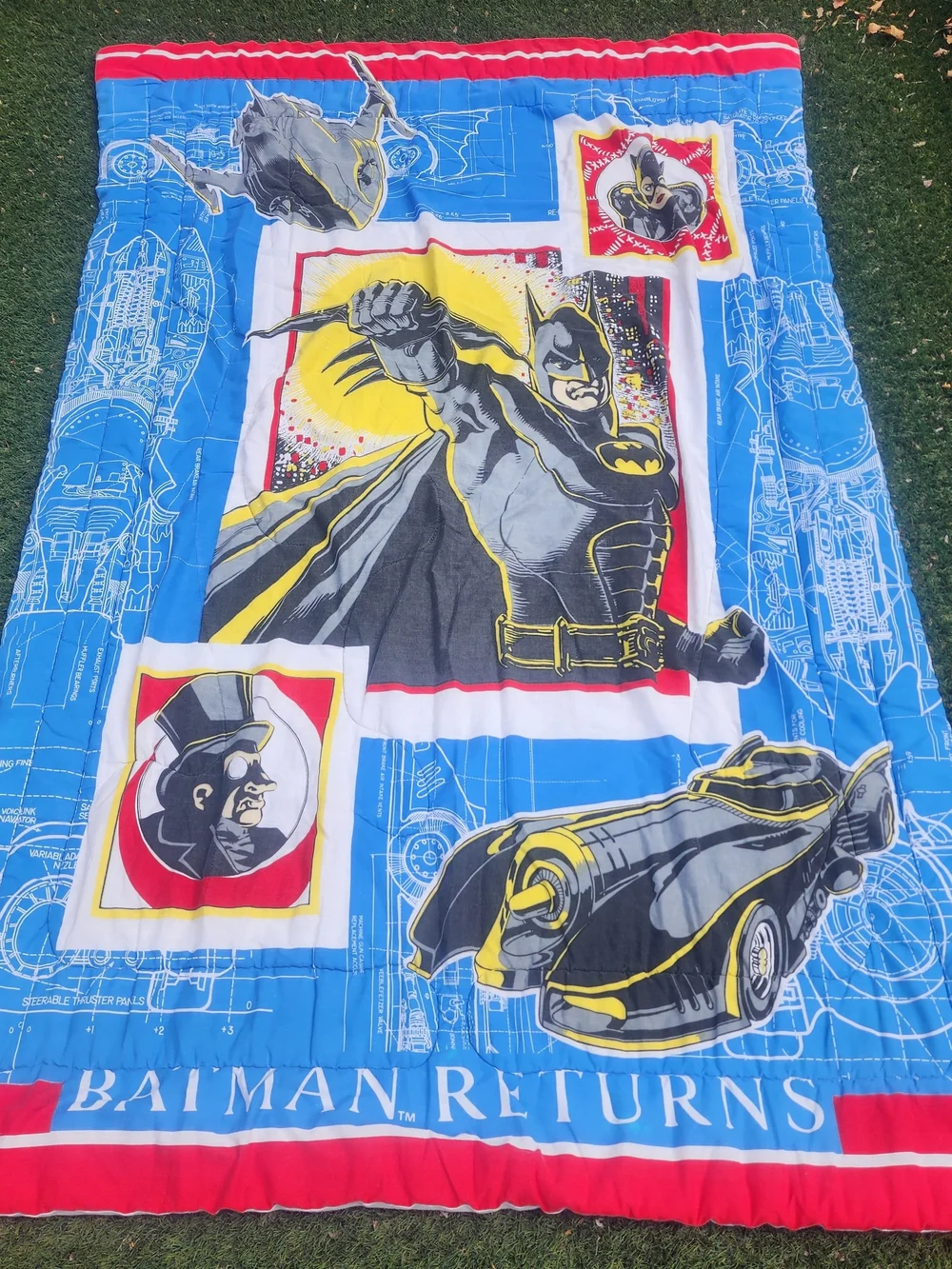Vintage 1991 Batman Returns DC Comic Comforter Blanket, 84